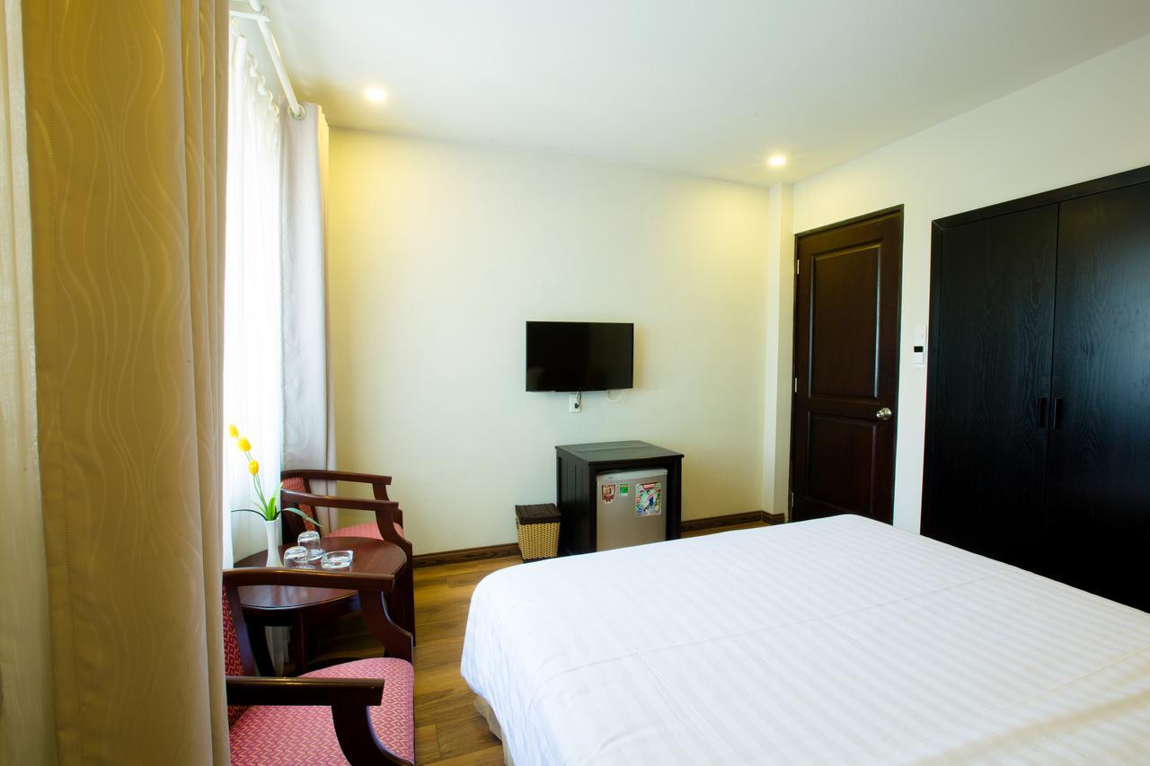 ซันฟลาวเวอร์ ยาจาง Hotel ญาจาง ภายนอก รูปภาพ